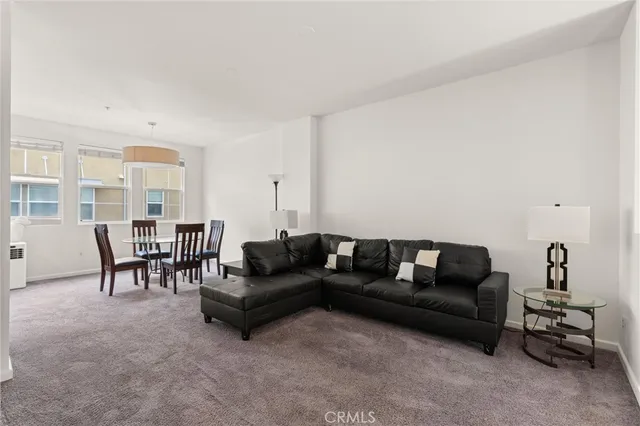 $4,200 | 408 East Jeanette, Santa Ana, CA 92705