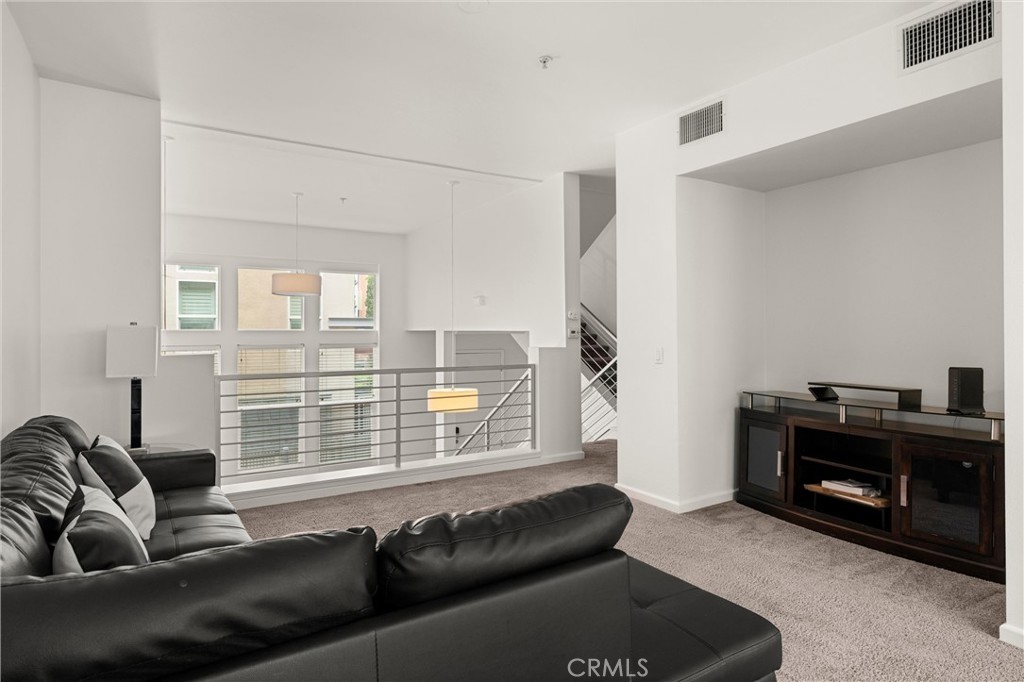 408 East Jeanette Santa Ana, CA 92705 - Photo 7 of 27