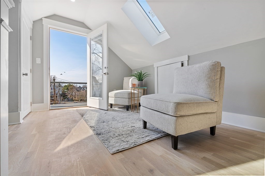 27-2 Central Road, Unit 2 Somerville, MA 02143 - Photo 20 of 41 Gallery Image 20