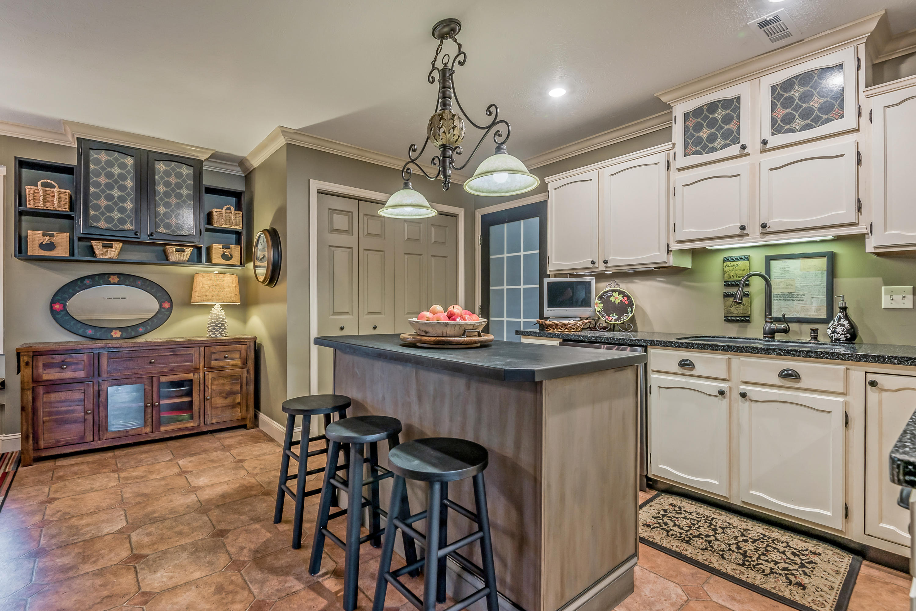 1613 Cheney Road Knoxville, TN 37922 - Photo 4 of 35 1613CheneyRd-13