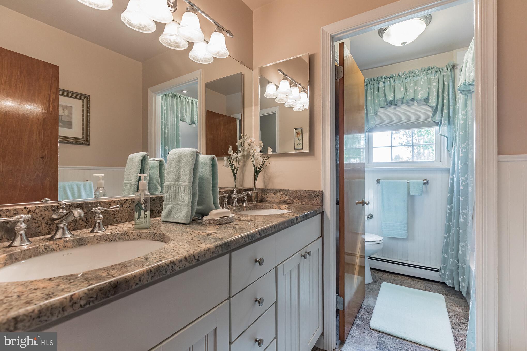 73 Joanne Road Holland, PA 18966 - Photo 17 of 33 Gallery Image 17