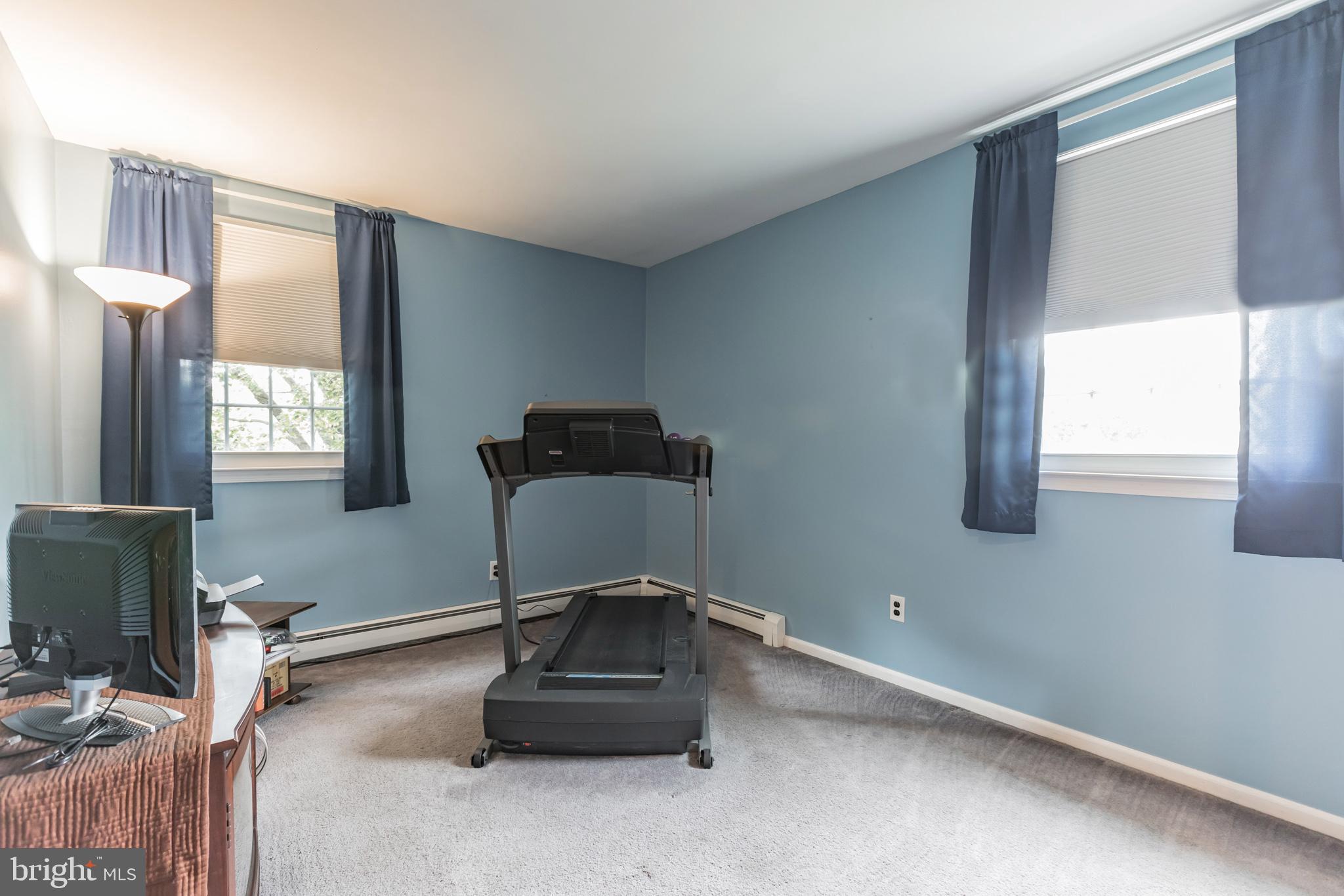 73 Joanne Road Holland, PA 18966 - Photo 24 of 33 Gallery Image 24