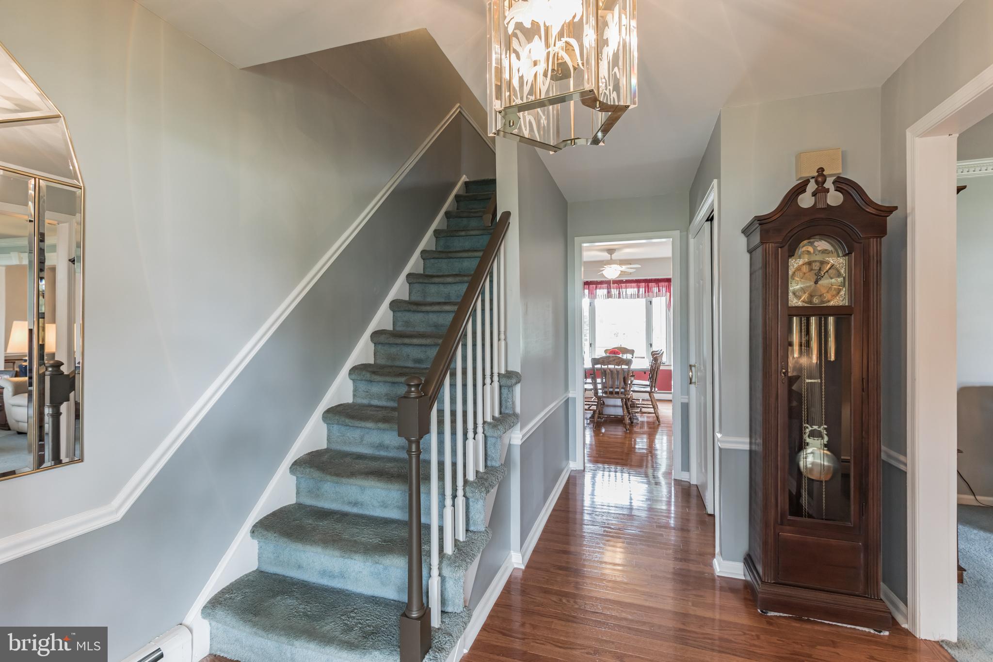 73 Joanne Road Holland, PA 18966 - Photo 4 of 33 Gallery Image 4