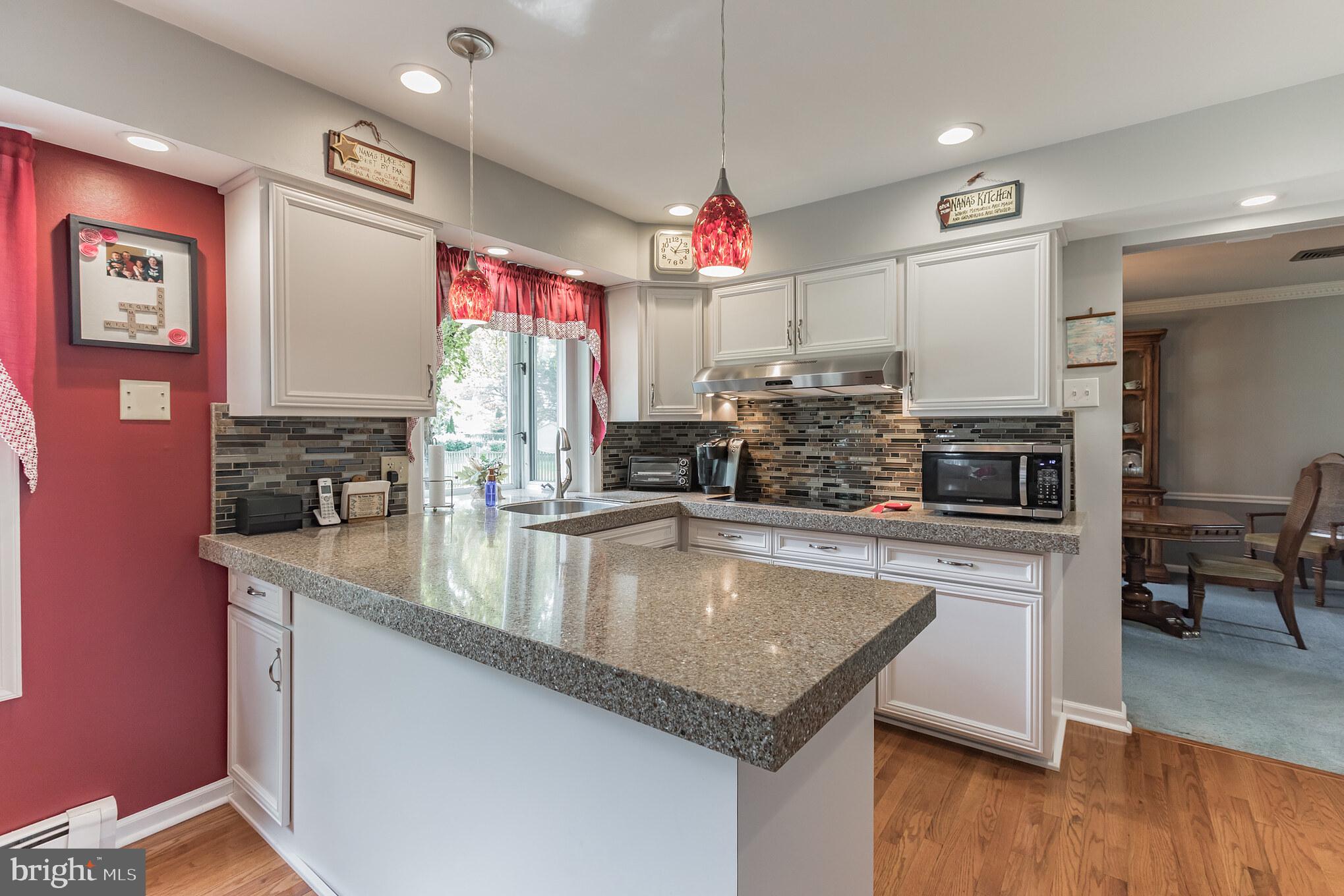 73 Joanne Road Holland, PA 18966 - Photo 10 of 33 Gallery Image 10