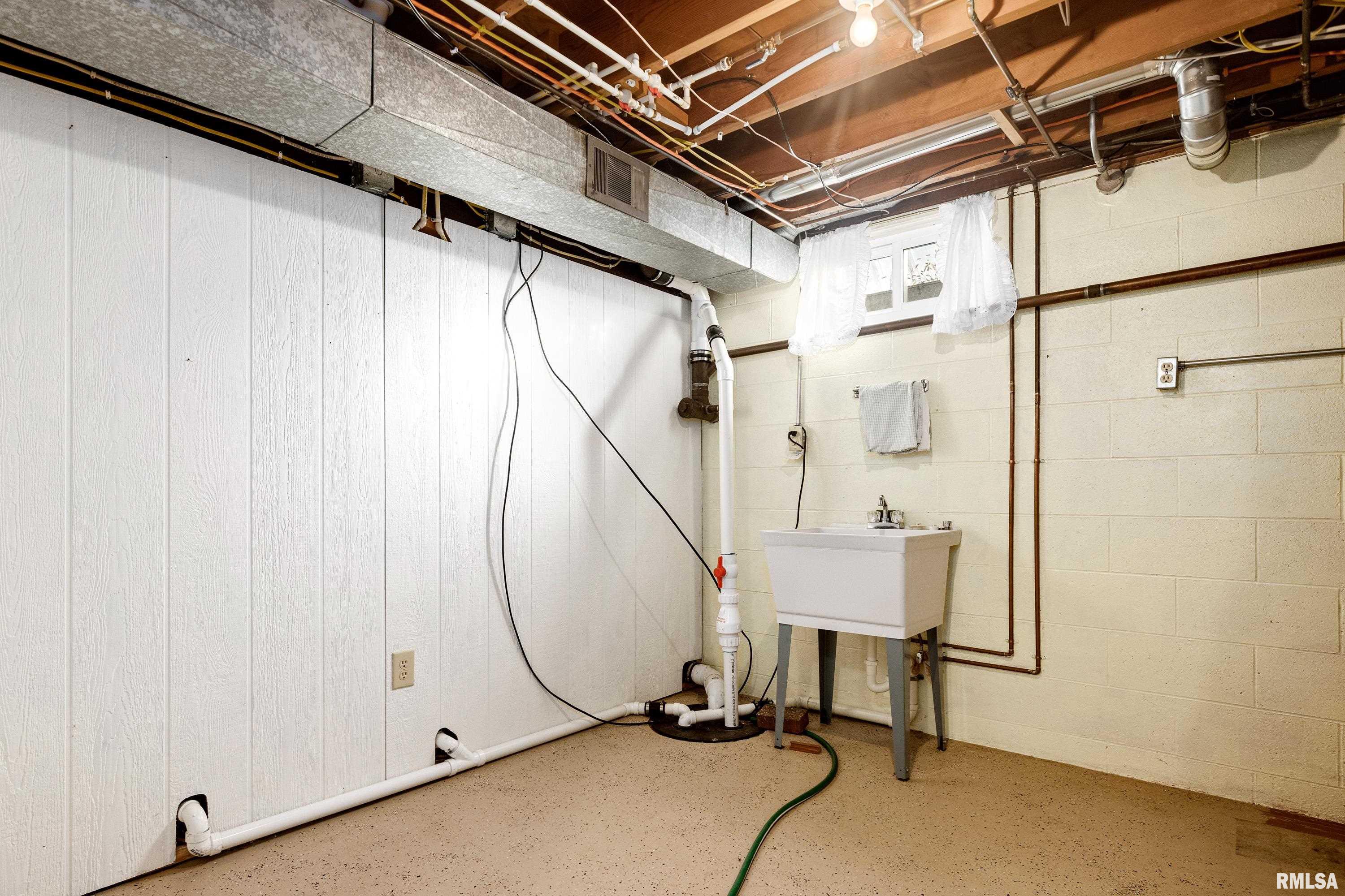 1012 West Beech Street Chillicothe, IL 61523 - Photo 30 of 43