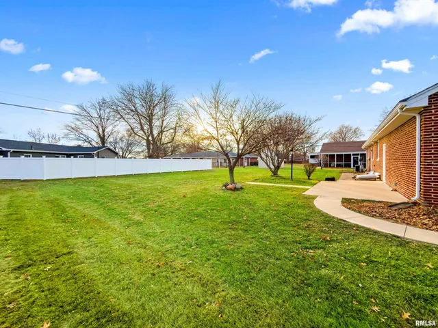 $197,900 | 1012 West Beech Street, Chillicothe, IL 61523