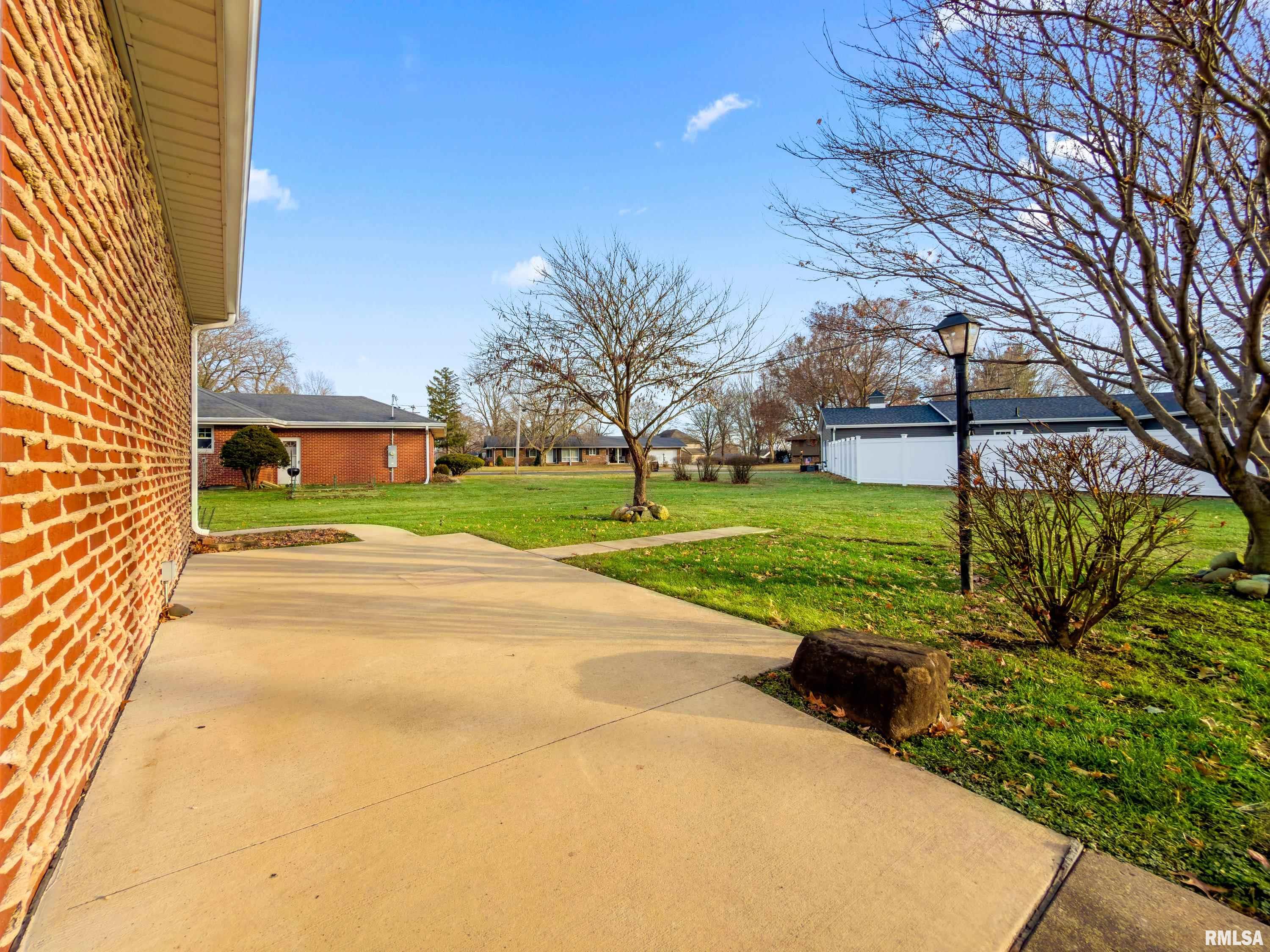 1012 West Beech Street Chillicothe, IL 61523 - Photo 38 of 43