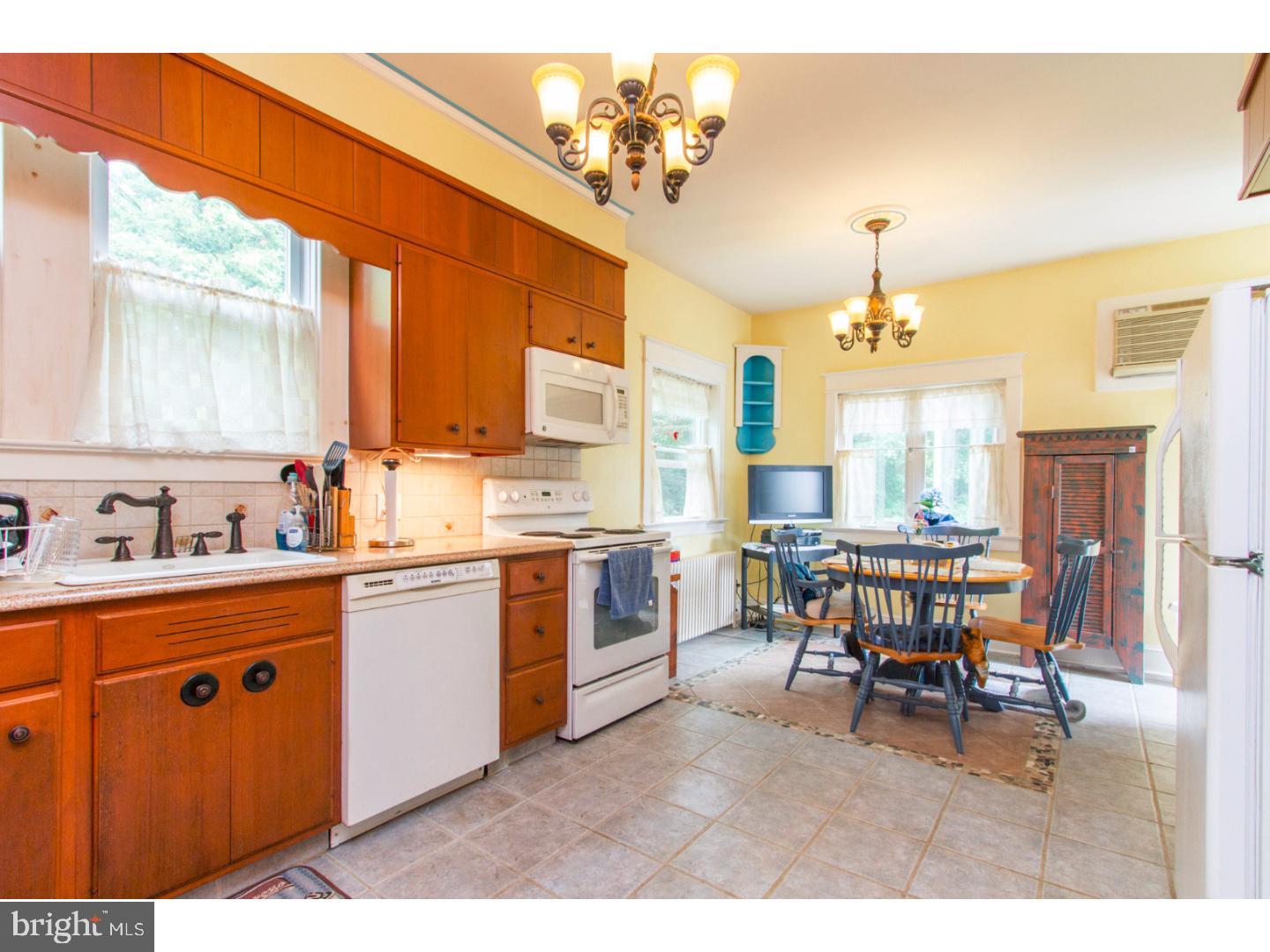 246 West Ridley Avenue Ridley Park, PA 19078 - Photo 12 of 25 Kitchen