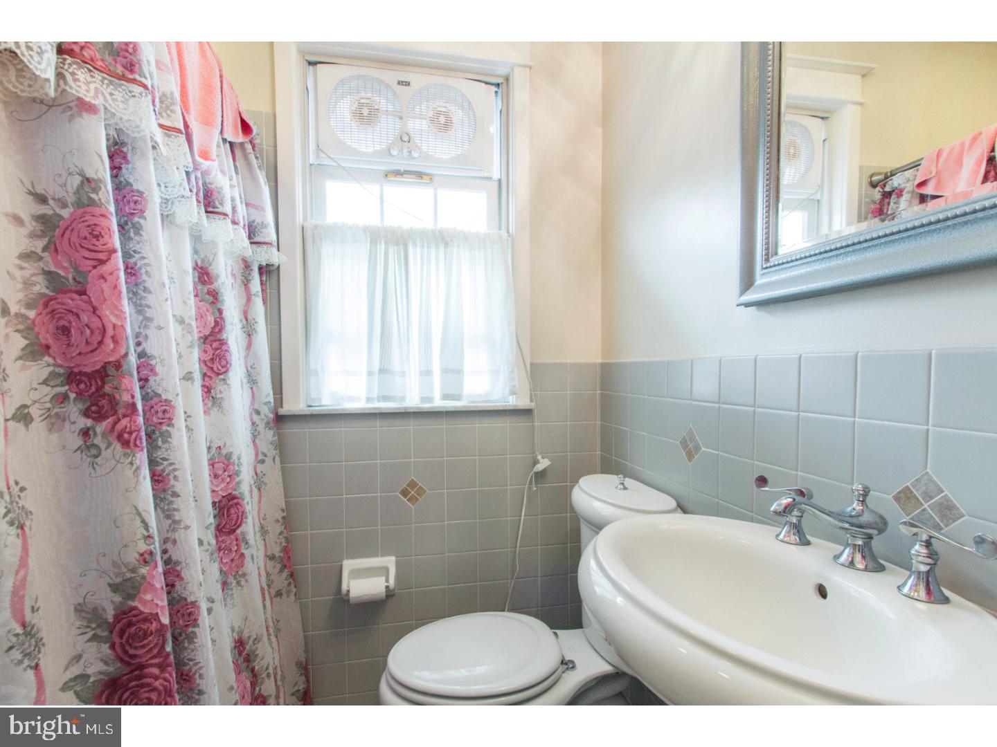 246 West Ridley Avenue Ridley Park, PA 19078 - Photo 24 of 25 Bathroom