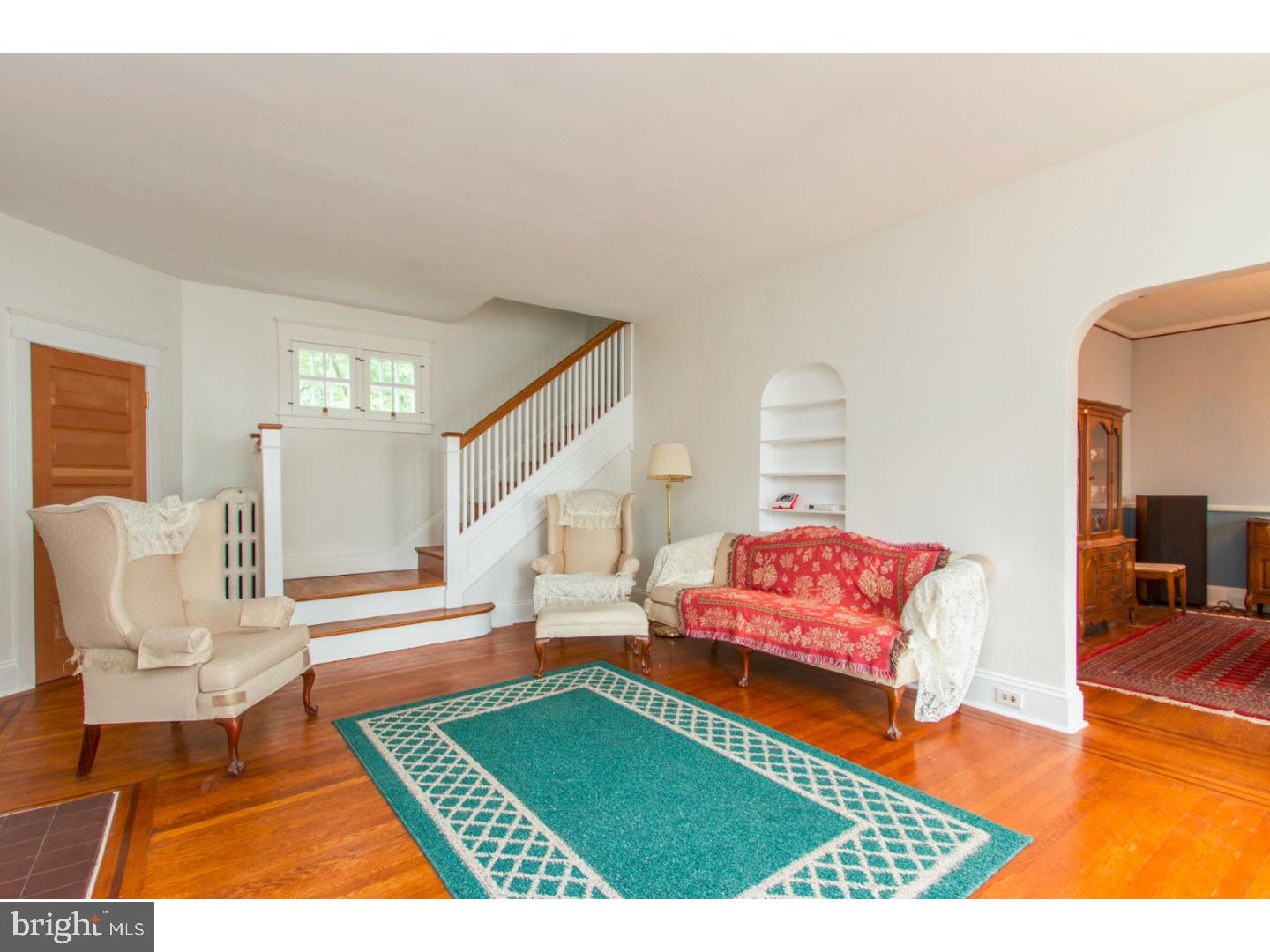 246 West Ridley Avenue Ridley Park, PA 19078 - Photo 9 of 25 Living Room