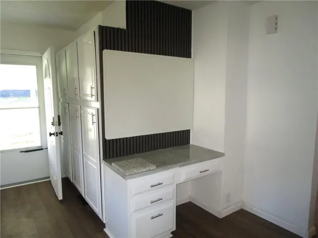 a view of utility room