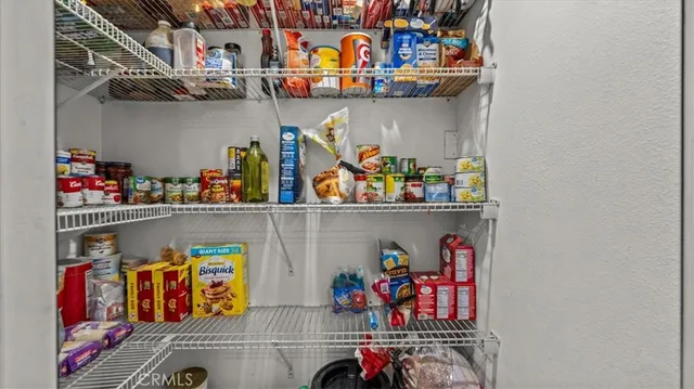 $430,000 | 23698 Scenic Drive, Crestline, CA 92325