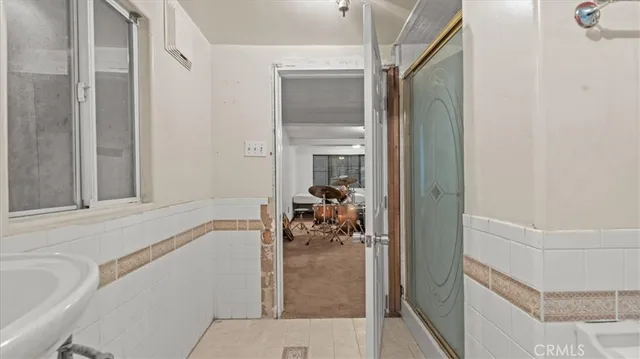 $430,000 | 23698 Scenic Drive, Crestline, CA 92325