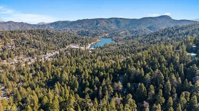 $430,000 | 23698 Scenic Drive, Crestline, CA 92325