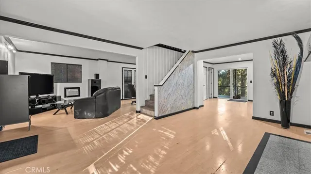 $430,000 | 23698 Scenic Drive, Crestline, CA 92325