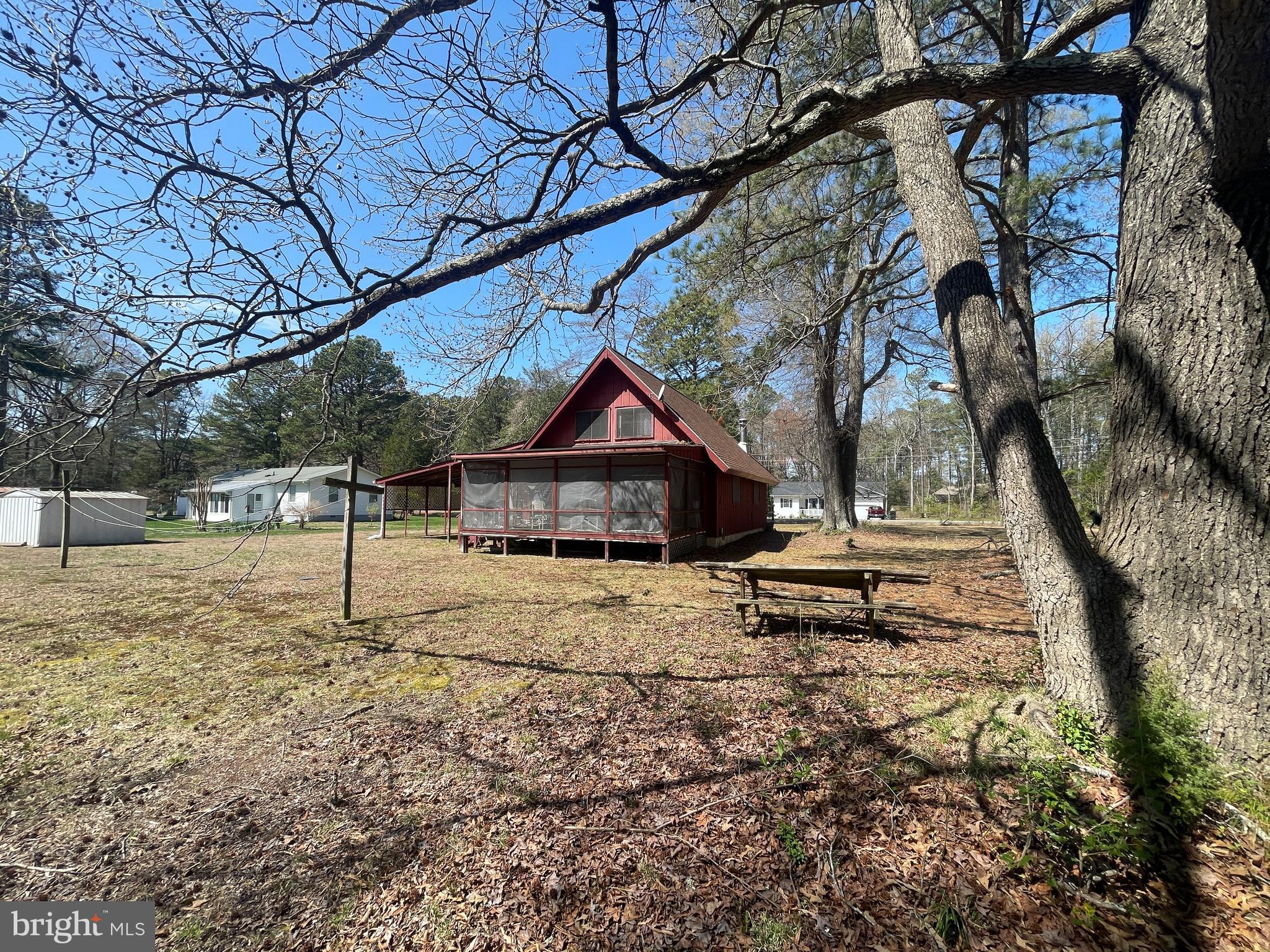 272 North Glebe Road Montross, VA 22520 - Photo 6 of 20 a view of a house with a yard