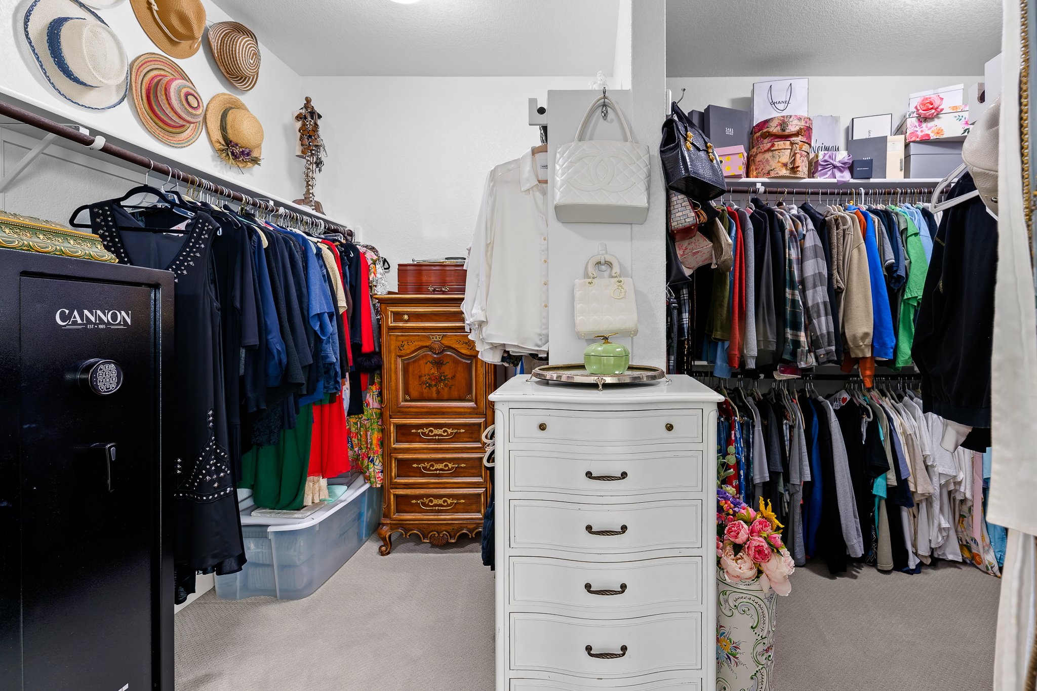 104 Marfa Cove Georgetown, TX 78633 - Photo 27 of 40 Primary closet