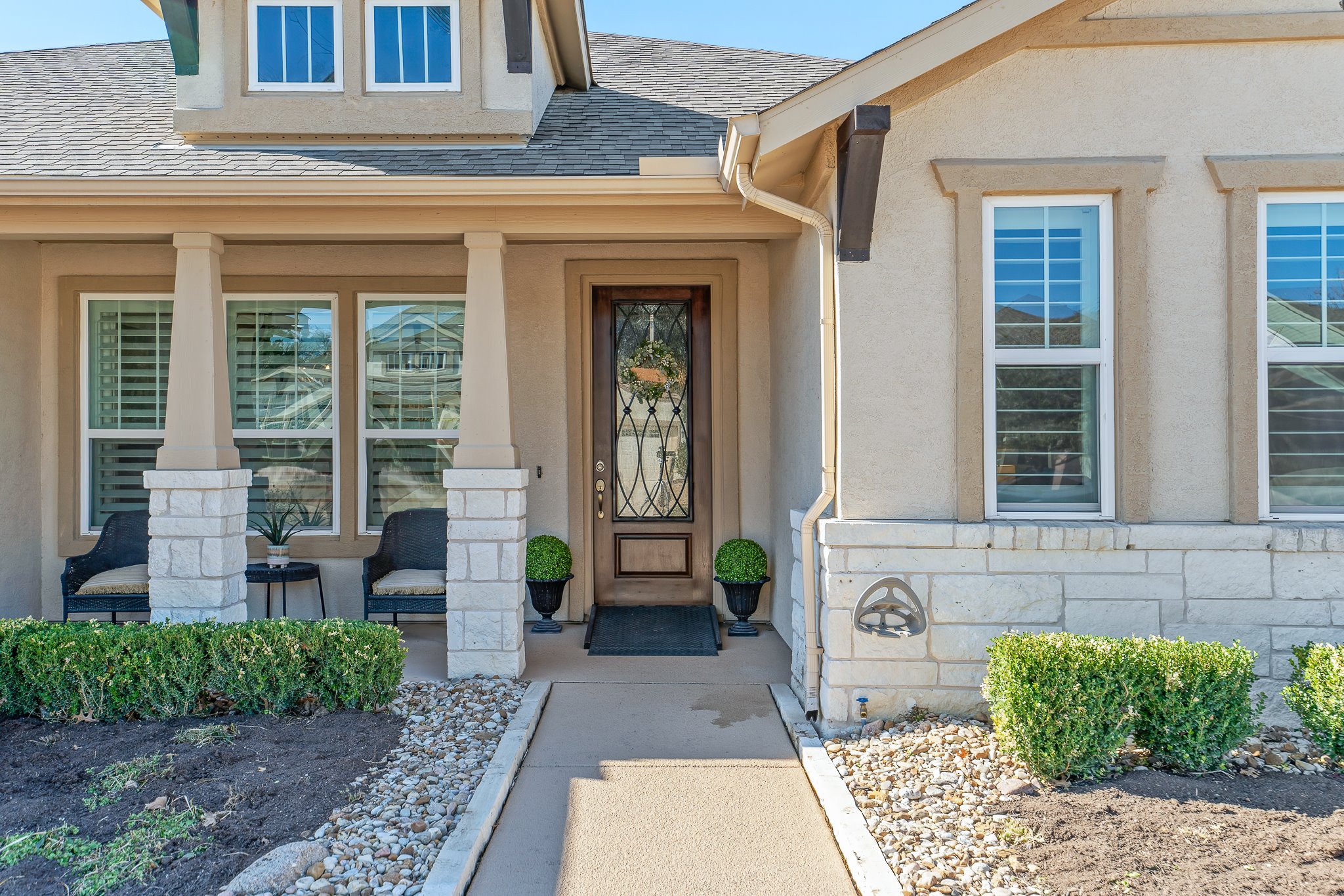 104 Marfa Cove Georgetown, TX 78633 - Photo 4 of 40 Front porch offers a nice opportunity to visit with neighbors on their morning walk
