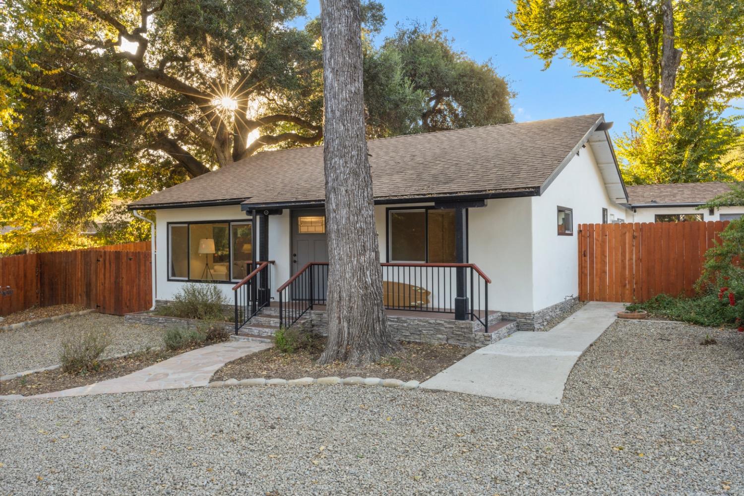 385 Burnham Road Oak View, CA 93022 - Photo 1 of 25 a front view of a house with garden