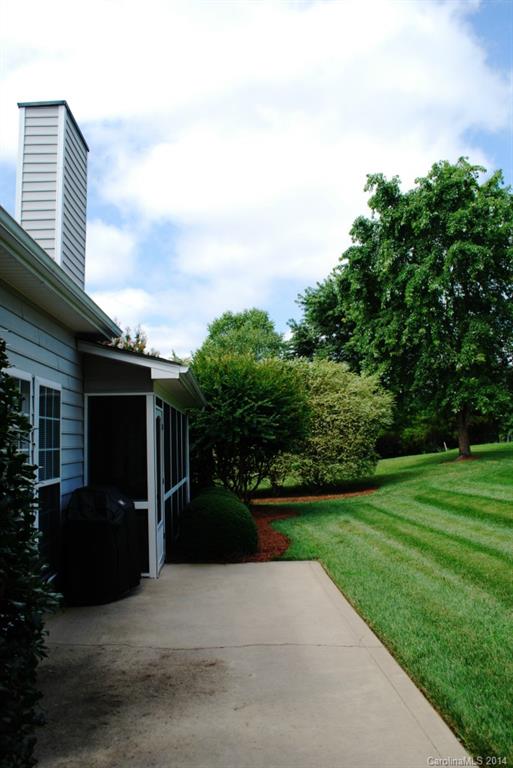 15835 Lavenham Road Huntersville, NC 28078 - Photo 3 of 24 Gallery Image 3