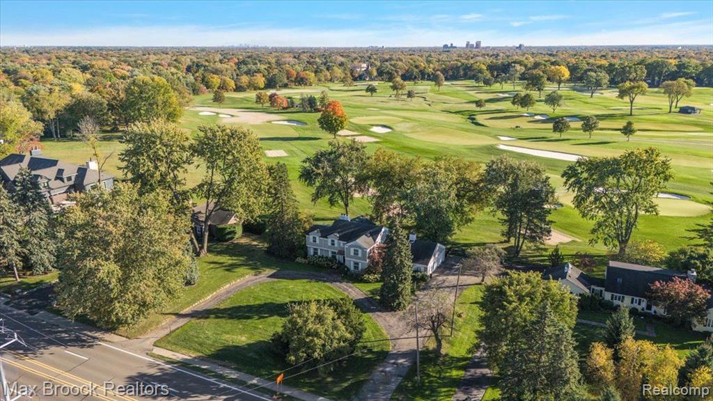 3805 West Maple Road Bloomfield Hills, MI 48301 - Photo 4 of 16 Gallery Image 4