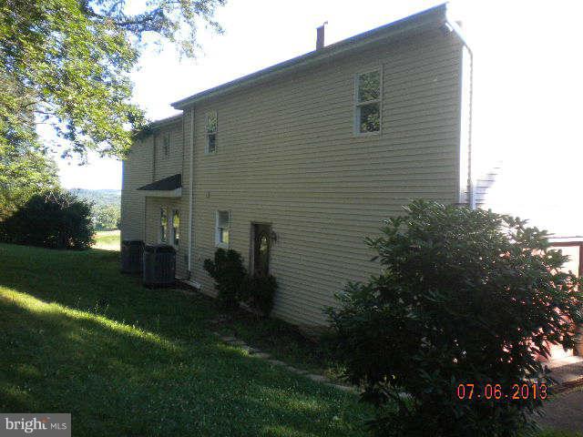 438 Wiley Road Delta, PA 17314 - Photo 18 of 23 Exterior (Rear)