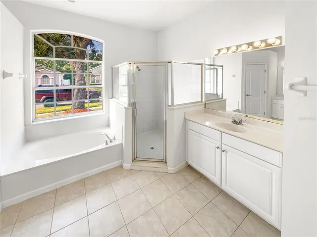 $550,000 | 725 Forestgreen Court, Orlando, FL 32828