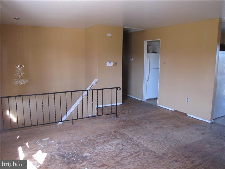 209 Magnolia Road Pemberton, NJ 08068 - Photo 3 of 16