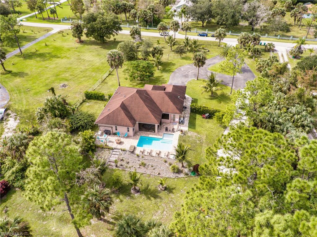 664 27th Street Southwest Naples, FL 34117 - Photo 29 of 35 Gallery Image 29