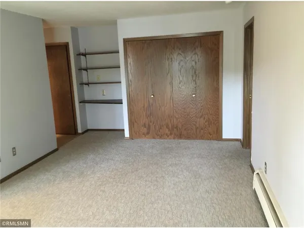 $1,300 | 1420 6th Avenue South, Unit 104, St. Cloud, MN 56301