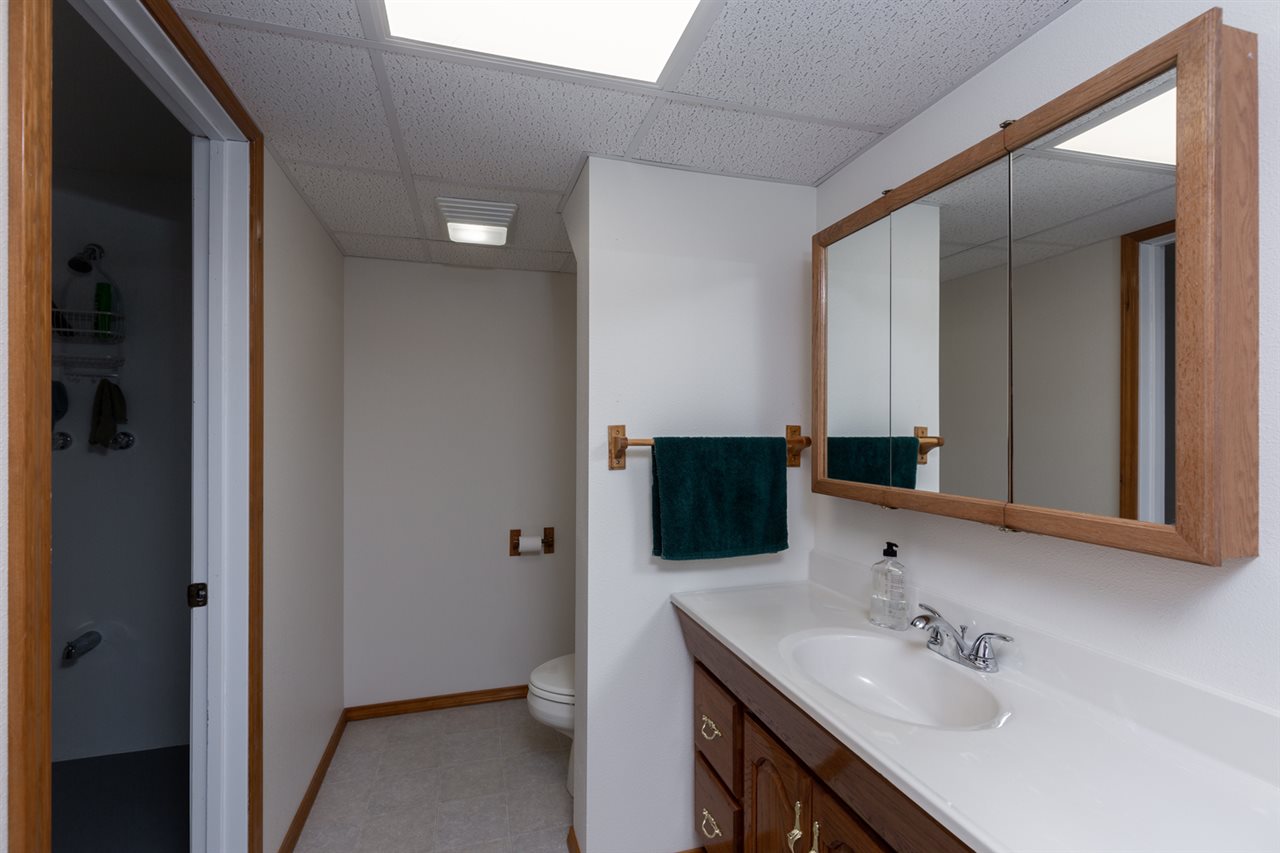 30019 North Perry Road Deer Park, WA 99006 - Photo 14 of 20 Gallery Image 14