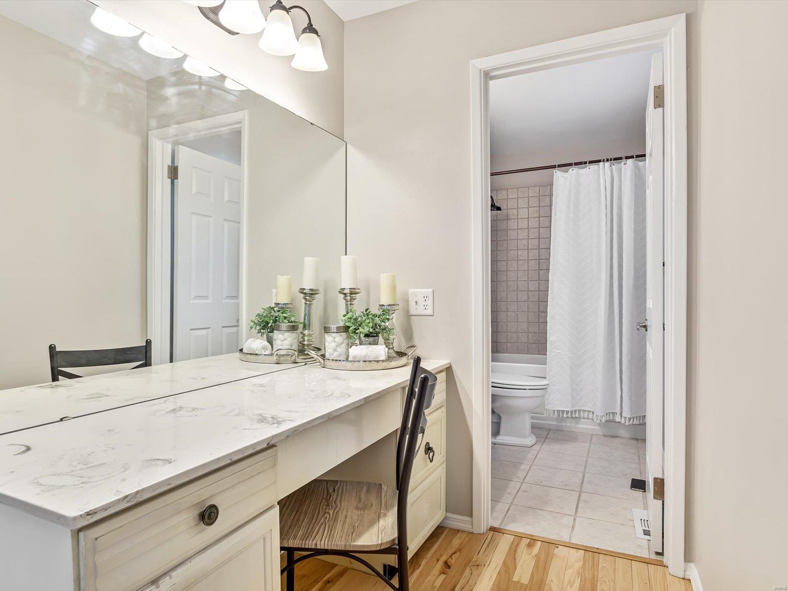 9122 Pardee Spur St. Louis, MO 63126 - Photo 28 of 44