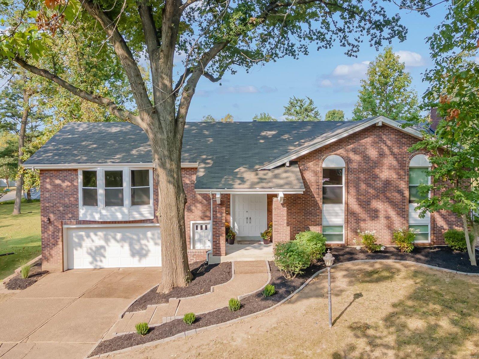 9122 Pardee Spur St. Louis, MO 63126 - Photo 39 of 44