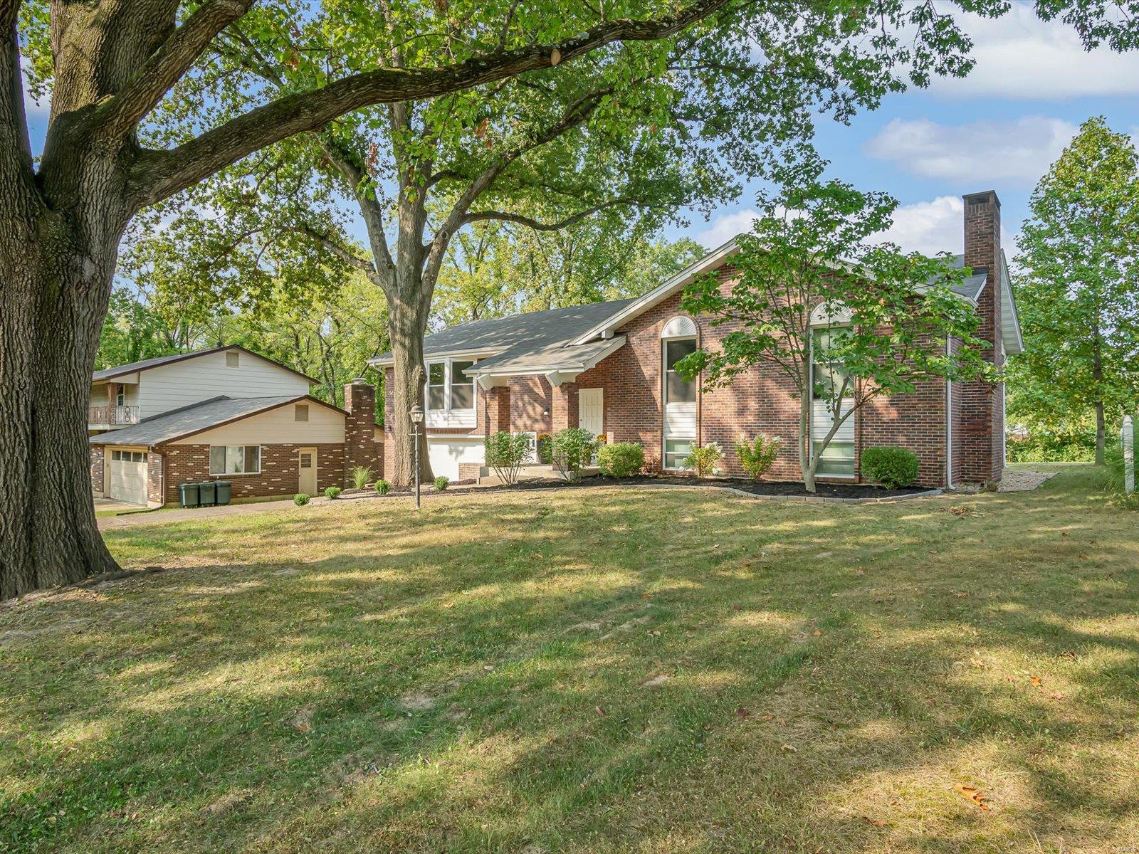 9122 Pardee Spur St. Louis, MO 63126 - Photo 41 of 44