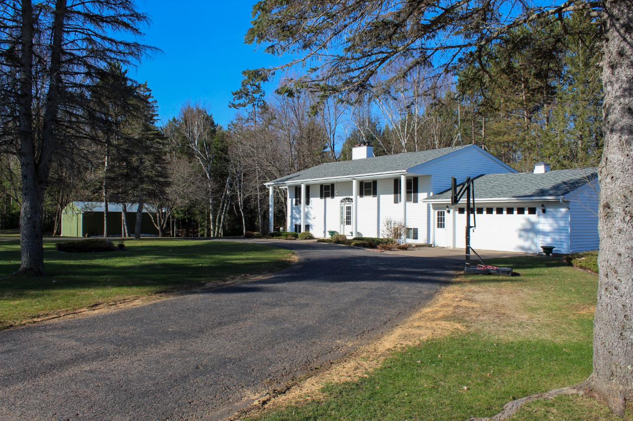 N13697 Davis Road Fifield, WI 54524 - Photo 4 of 35 Gallery Image 4