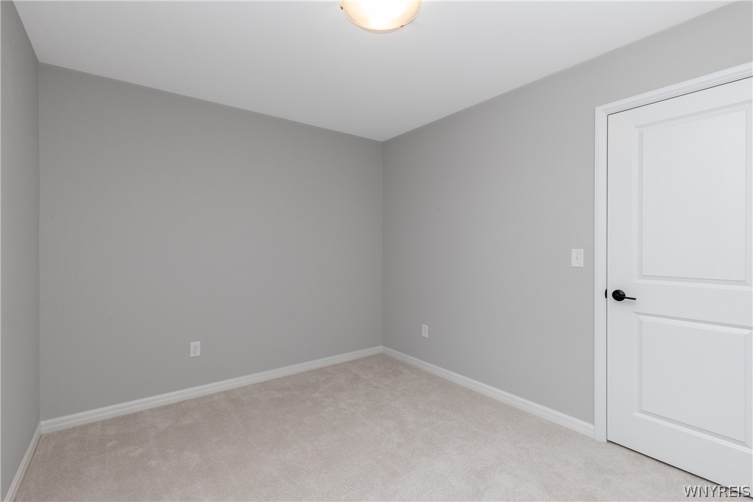 5151 Bridle Path Lane Lewiston, NY 14092 - Photo 30 of 48