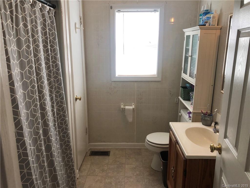 2706 Centergrove Road Kannapolis, NC 28083 - Photo 11 of 21 Gallery Image 11