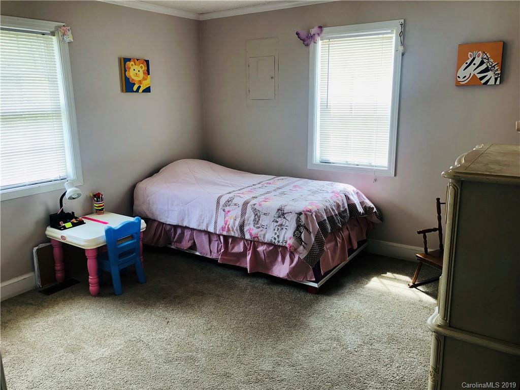 2706 Centergrove Road Kannapolis, NC 28083 - Photo 9 of 21 Gallery Image 9