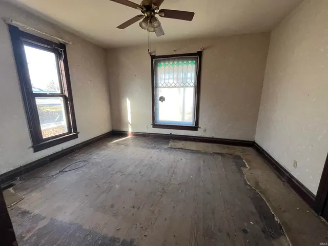 $57,900 | 495 Manchester Avenue, Wabash, IN 46992