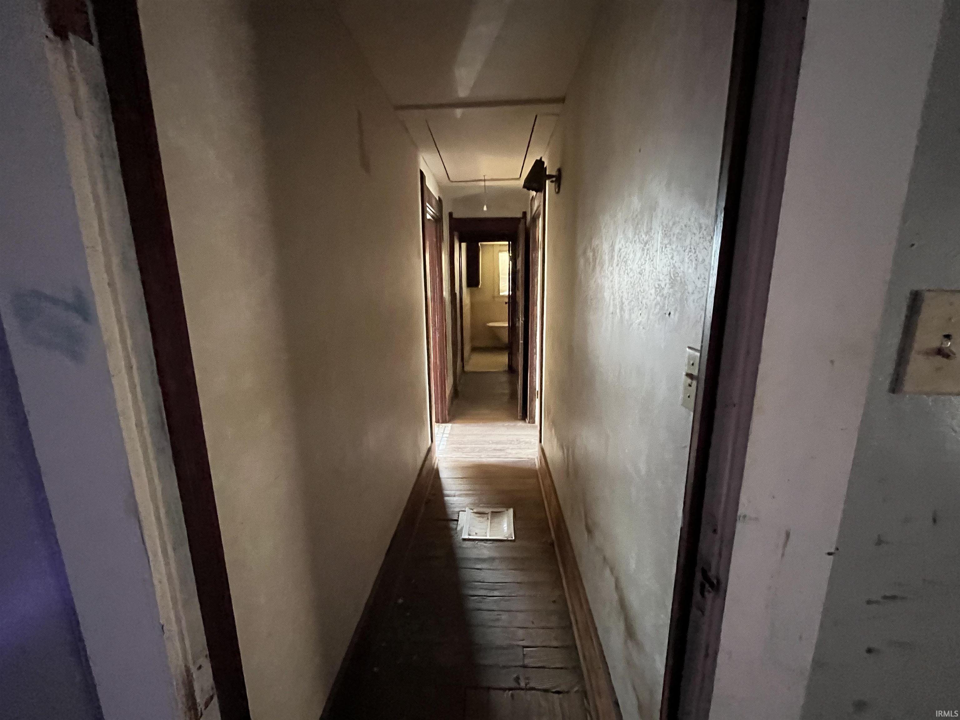 495 Manchester Avenue Wabash, IN 46992 - Photo 17 of 30