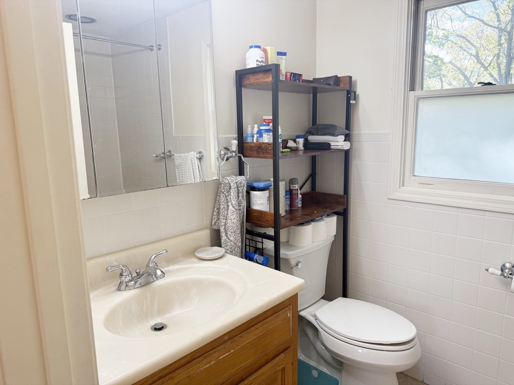 14 Kings Court, Unit 14 Arlington, MA 02474 - Photo 20 of 27