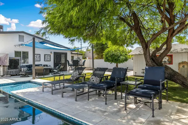 $855,000 | 5320 East Thomas Road, Phoenix, AZ 85018