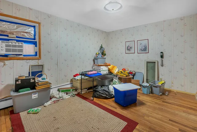 $200,000 | 900 West Wabash Avenue, Logansport, IN 46947