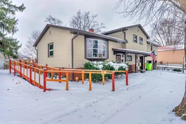 $200,000 | 900 West Wabash Avenue, Logansport, IN 46947