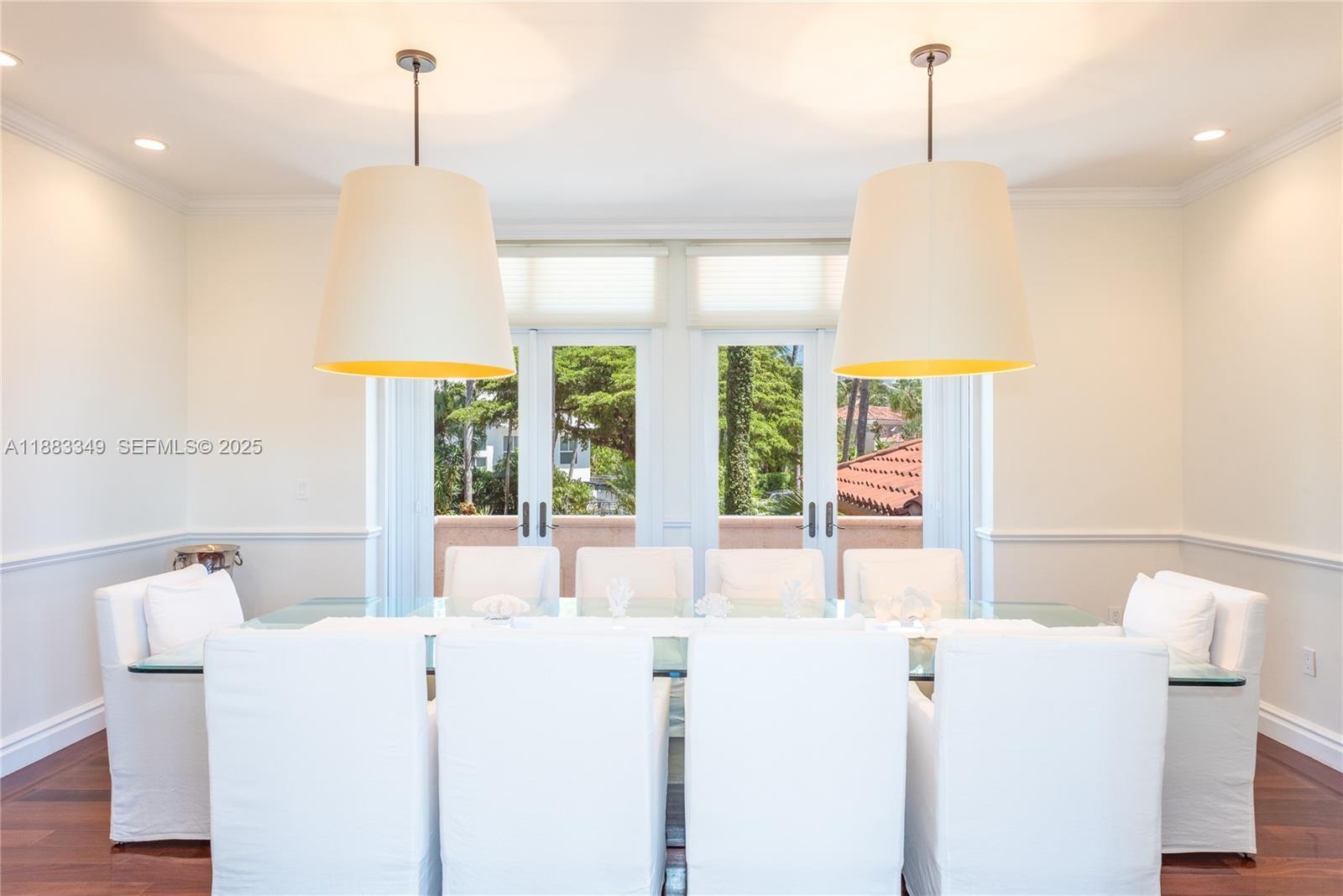 260 Cape Florida Drive Key Biscayne, FL 33149 - Photo 6 of 24 a living room with furniture and a window