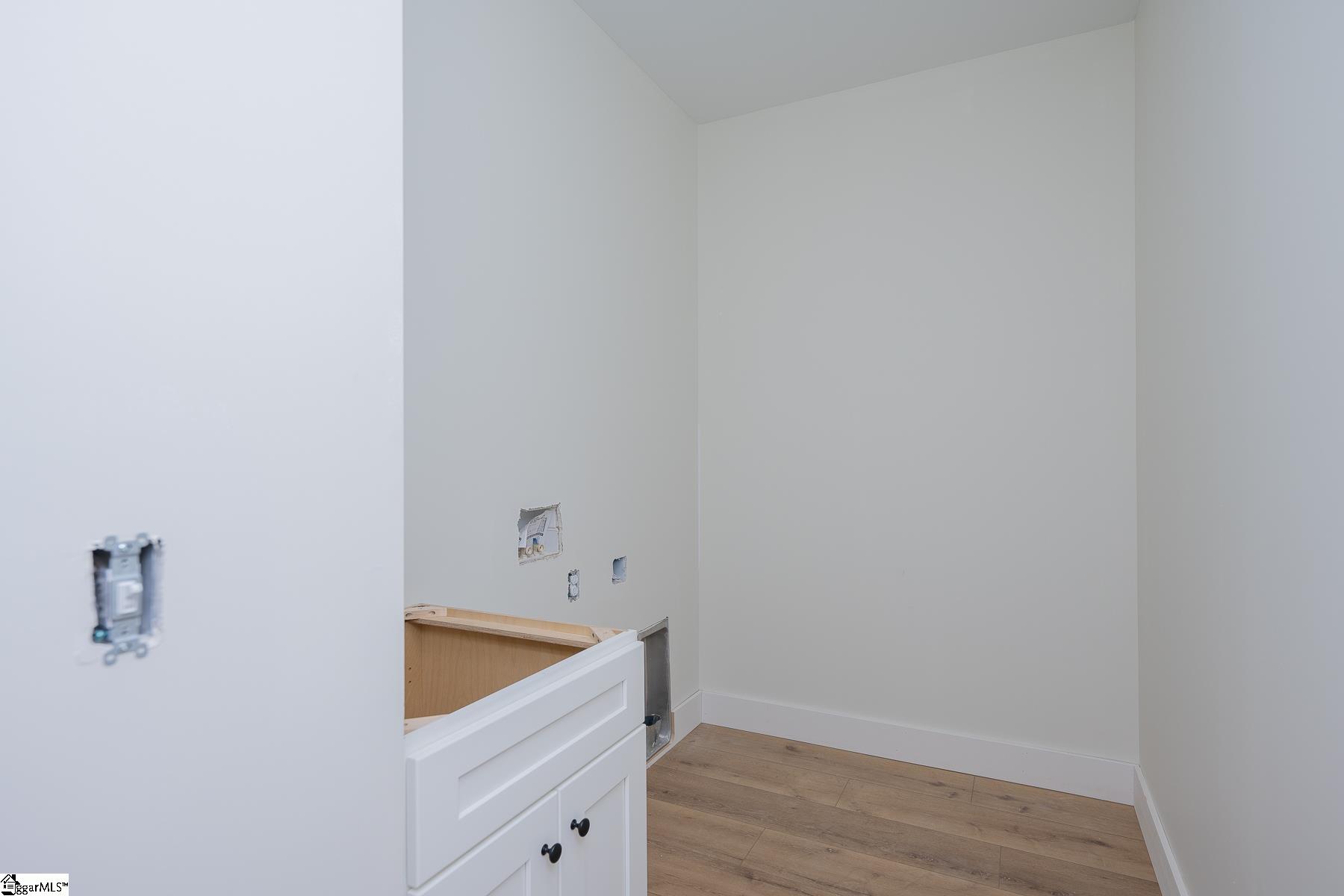 521 Hillview Knoll Lane Greer, SC 29651 - Photo 12 of 34