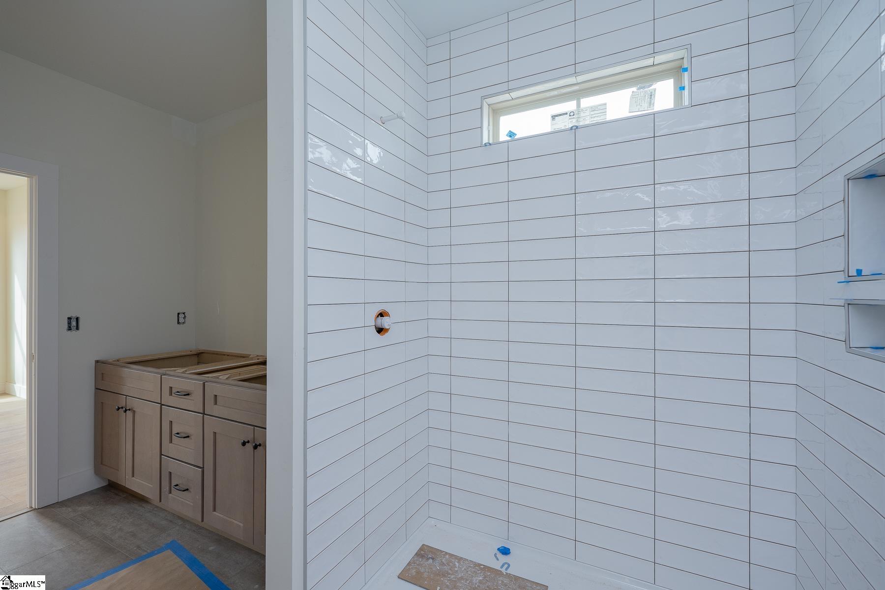 521 Hillview Knoll Lane Greer, SC 29651 - Photo 17 of 34