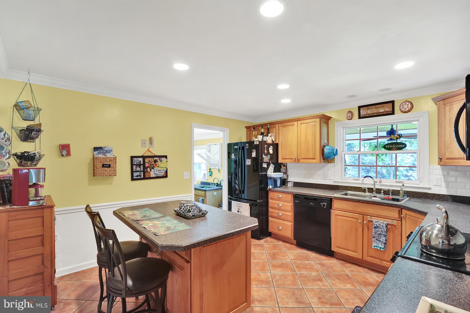 1136 Woodsedge Road Dover, DE 19904 - Photo 10 of 28 Kithcen