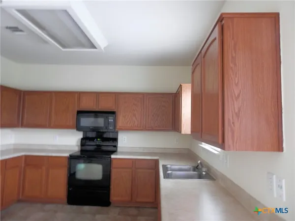 $1,595 | 6903 Falcon Rock, San Antonio, TX 78244