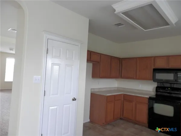 $1,595 | 6903 Falcon Rock, San Antonio, TX 78244